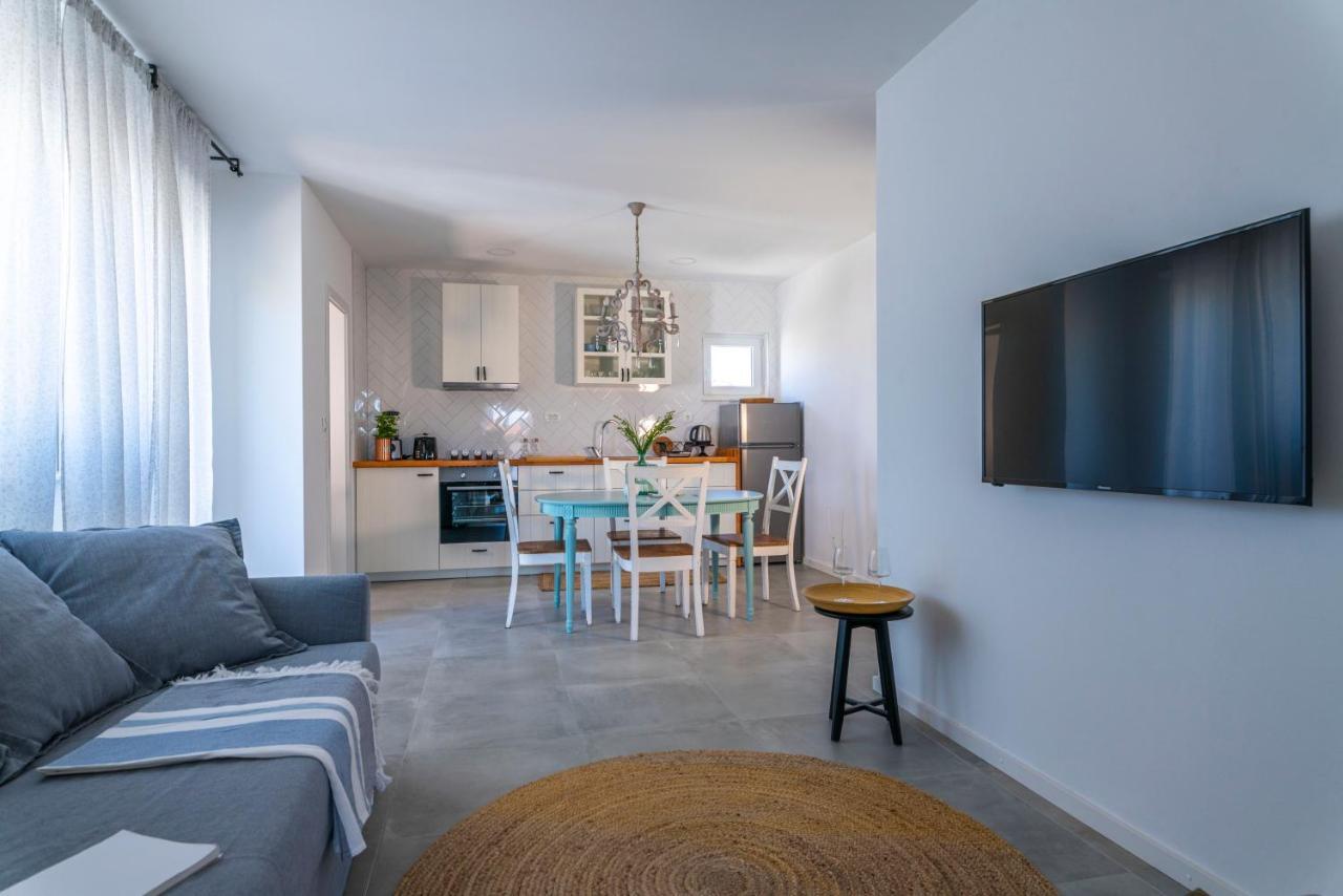 Charming Tale Apartments Modun19 พิโรวัซ ภายนอก รูปภาพ