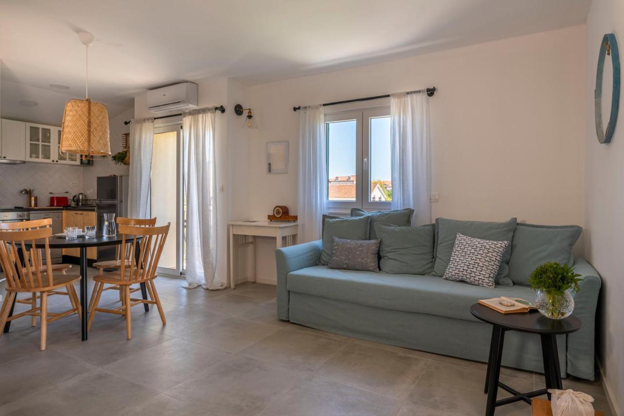 Charming Tale Apartments Modun19 พิโรวัซ ภายนอก รูปภาพ