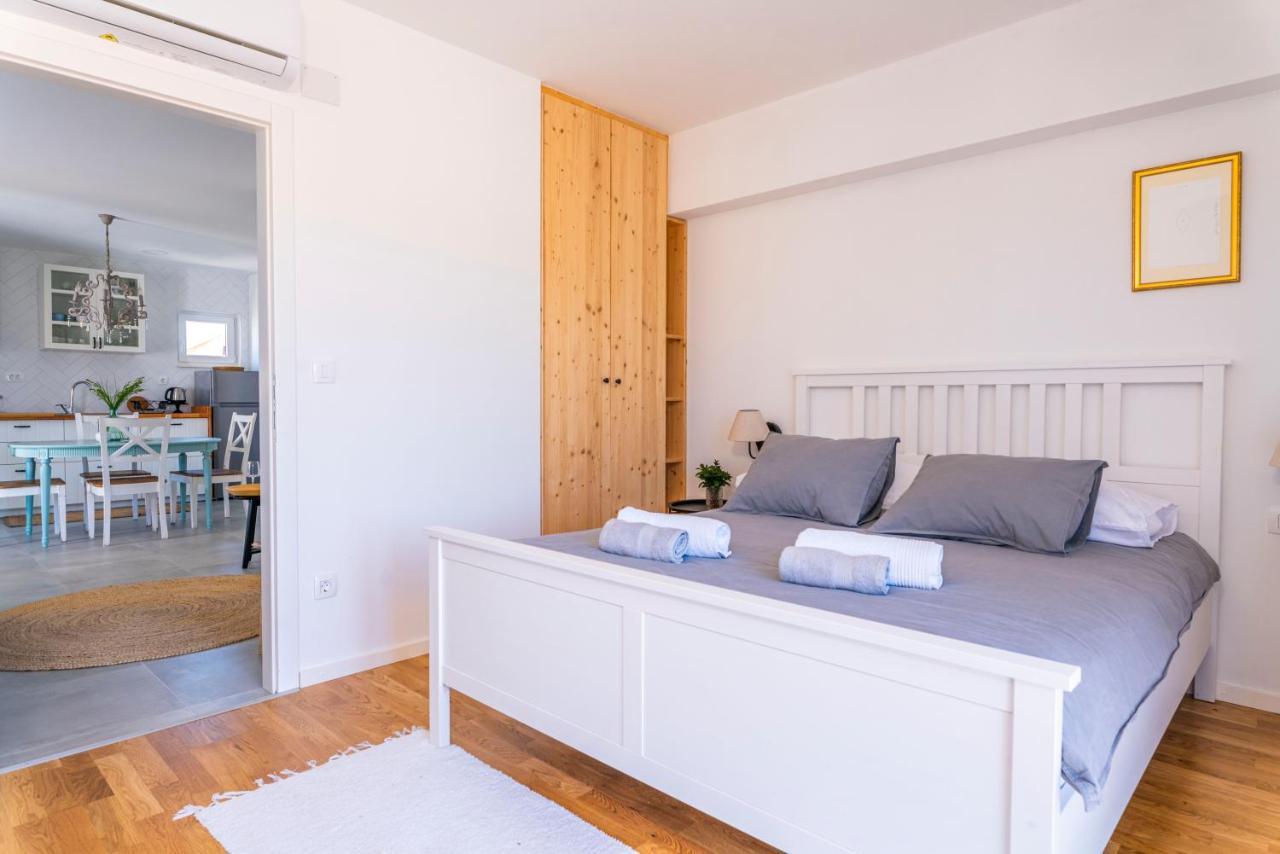 Charming Tale Apartments Modun19 พิโรวัซ ภายนอก รูปภาพ